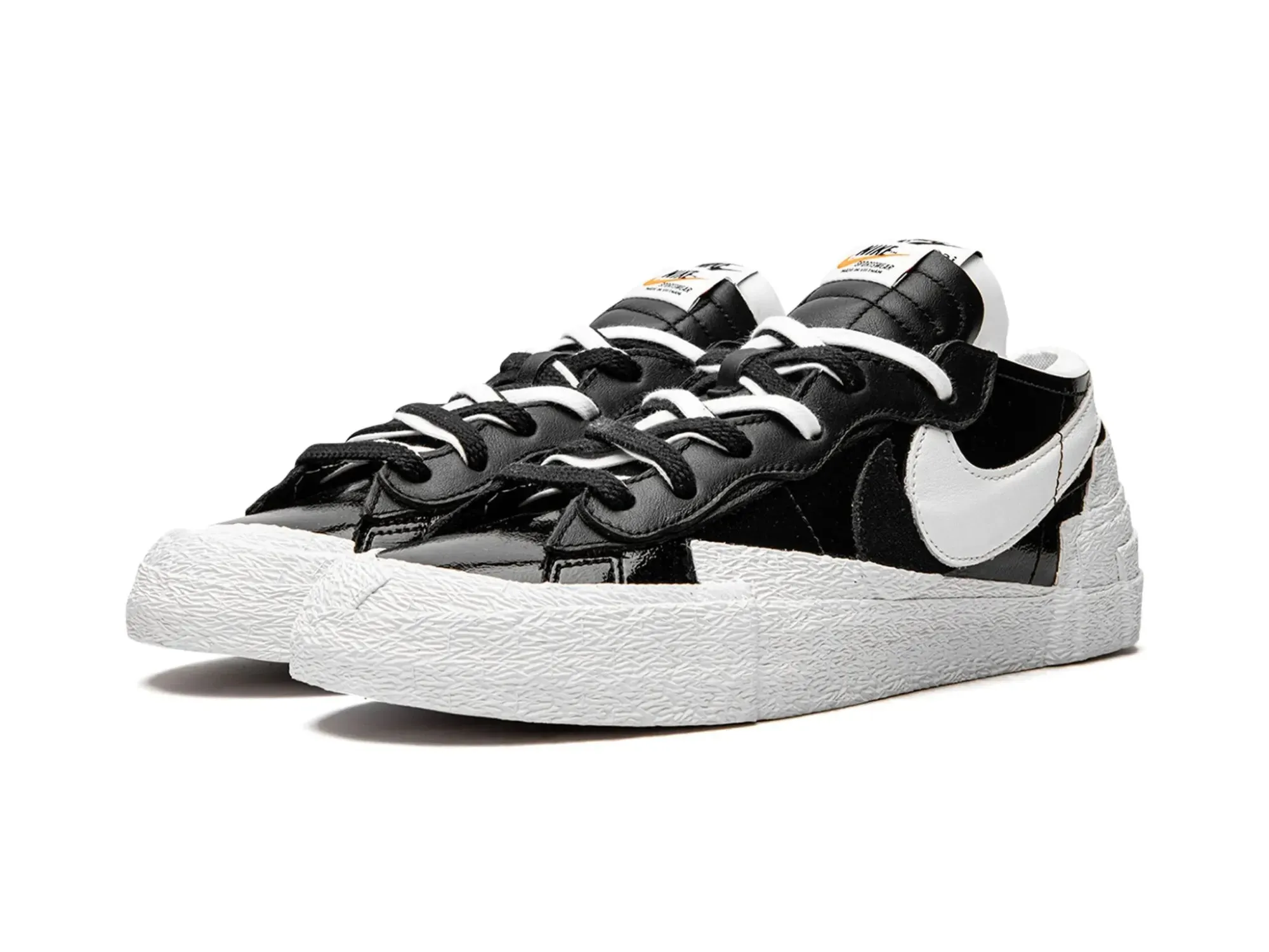 Nike Blazer Low X Sacai "Black White"