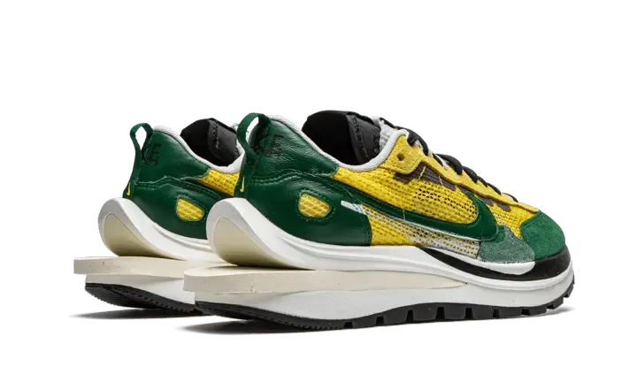 Nike Vaporwaffle Sacai Tour Yellow Stadium Green