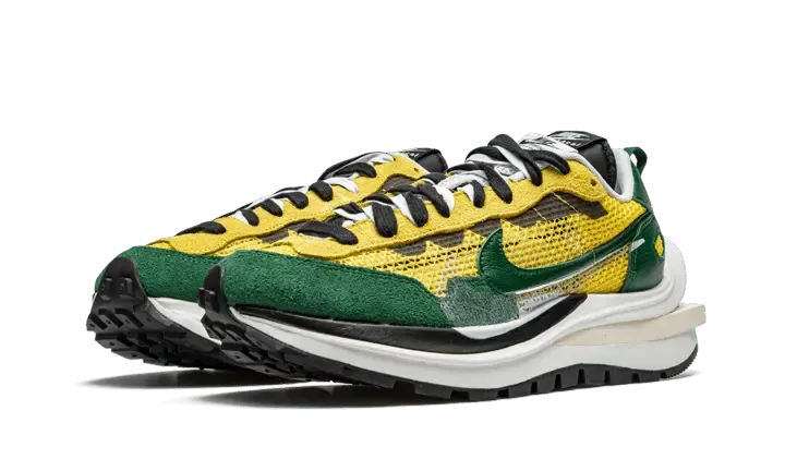 Nike Vaporwaffle Sacai Tour Yellow Stadium Green