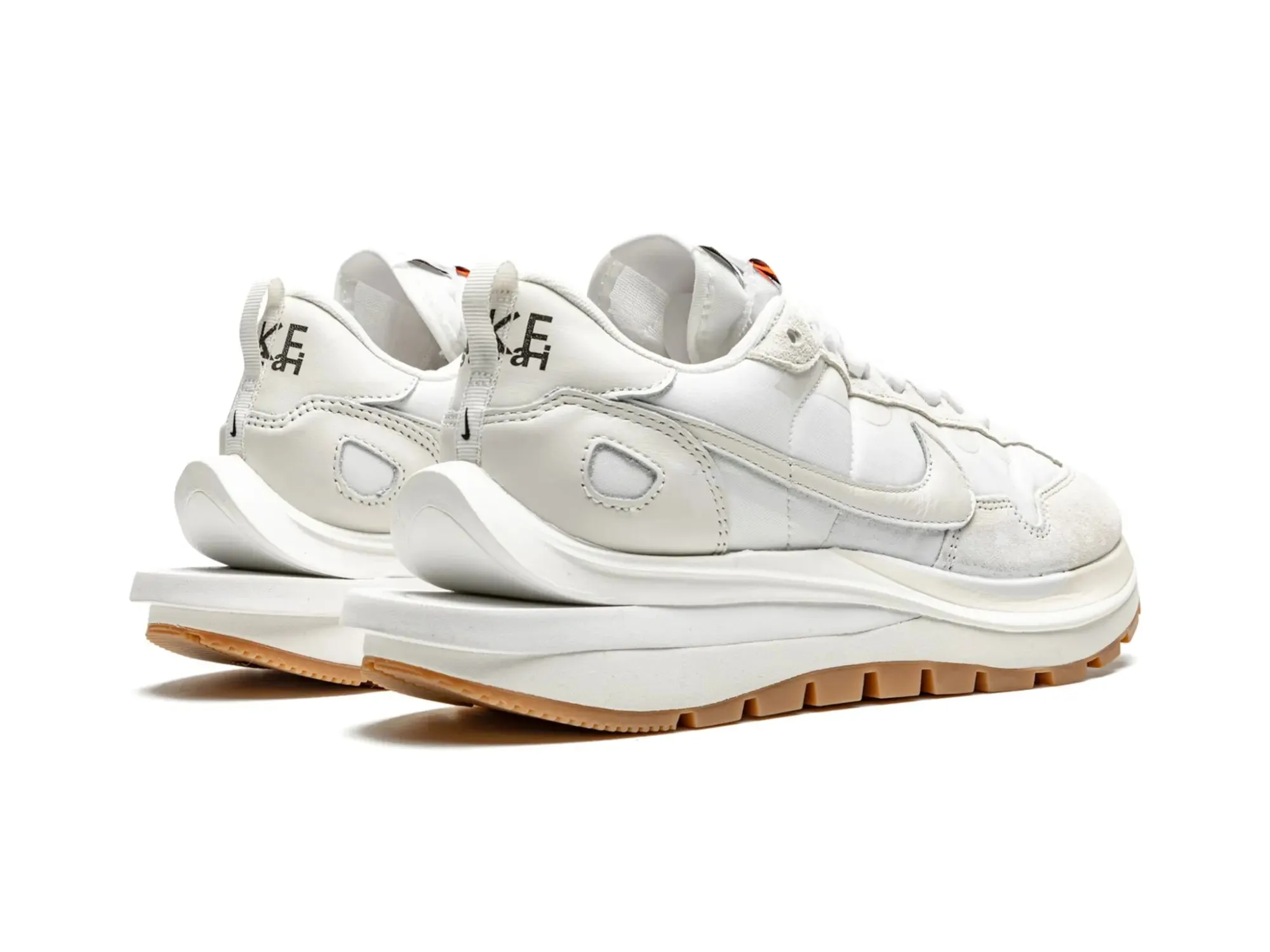 Nike Vaporwaffle X Sacai "Sail Gum"