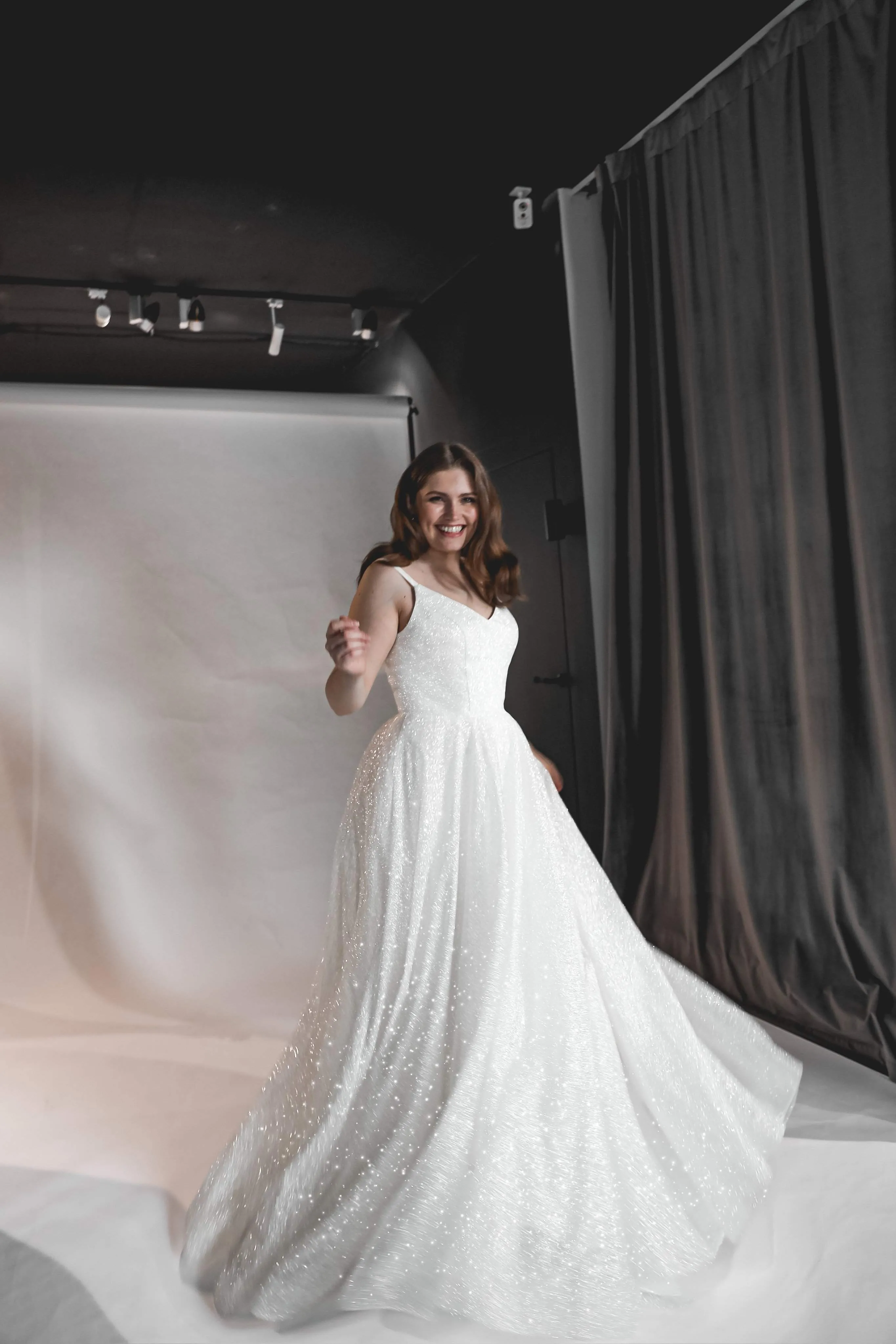 Plus Size Glitter Wedding Dress Heist